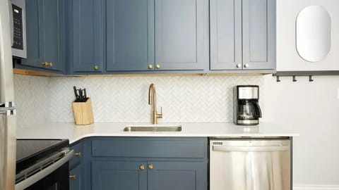 Studio (Multiple Bedrooms) | Interior