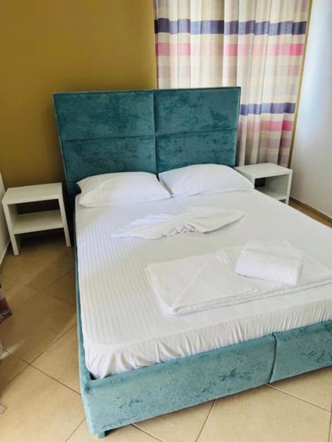 Standard Double Room, Garden View | Free WiFi, bed sheets