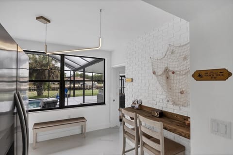 House, 4 Bedrooms | Interior