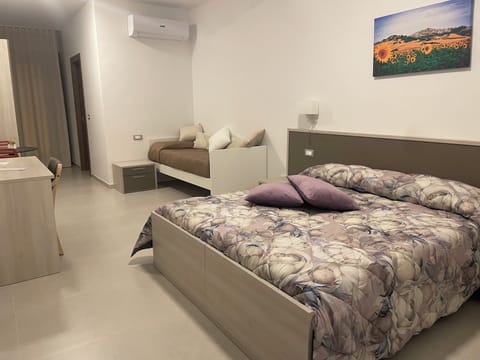 In-room safe, desk, laptop workspace, blackout drapes