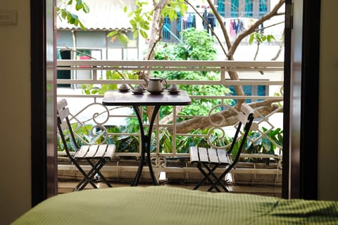 Deluxe Studio, Patio, City View | City view
