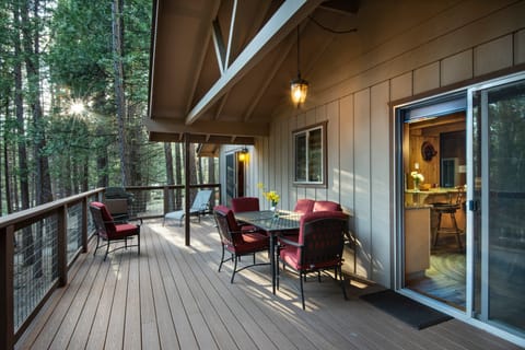 Chalet (3 Bedrooms) | Interior