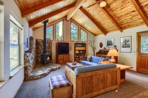 Chalet (3 Bedrooms) | Interior