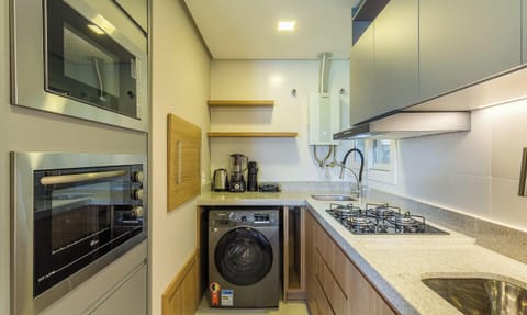 Basic Apartment | Private kitchen