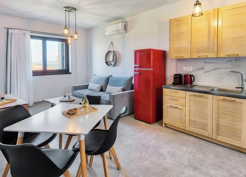 Nephele | Living area