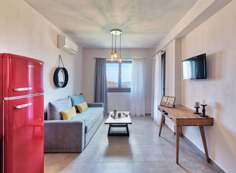 Perse | Private kitchen | Fridge, stovetop, espresso maker, coffee/tea maker