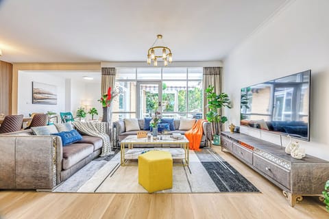 Comfort House, Garden View | Living area
