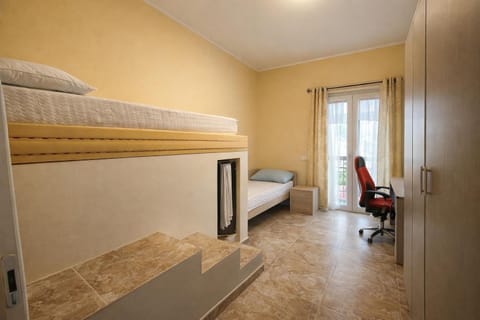 Family Apartment, Multiple Bedrooms, 2 Bathrooms, Sea Facing (Duplex Le Onde - Center & Parking) | View from room