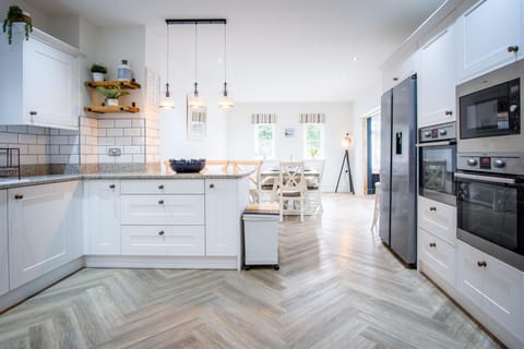 Microwave, oven, highchair