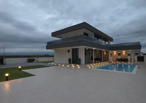 House | 4 bedrooms