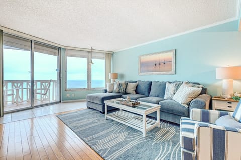 Condo, Multiple Beds, Balcony, Ocean View (Van Lee 1003 - Oceanview Beach Condo) | Living area