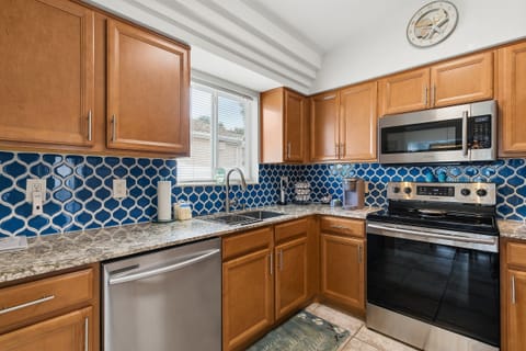 House, Multiple Beds, Patio, Garden View (Sea Side Escape) | Private kitchen