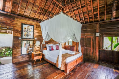 Honeymoon Room, 1 Bedroom | Free WiFi, bed sheets