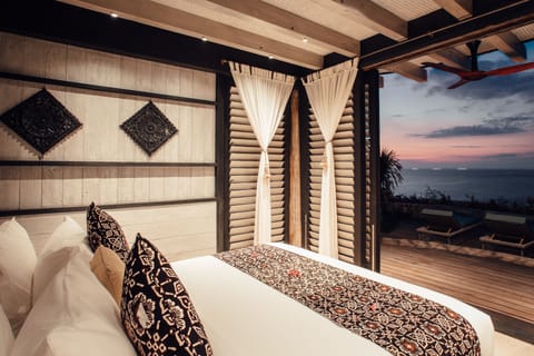Bajau Sea View Cliff Room B1 - Single Room | Premium bedding, in-room safe, free WiFi