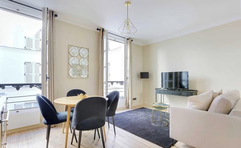 Apartment | Living area