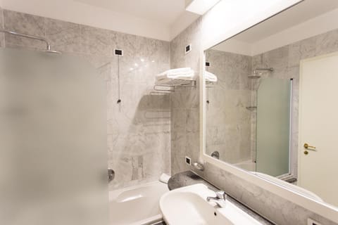 Bathroom | Hair dryer, bidet, towels