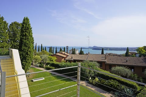 House, Smoking | 2 bedrooms