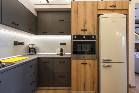 House, Sea View | Private kitchen | Full-size fridge, oven, stovetop, dishwasher