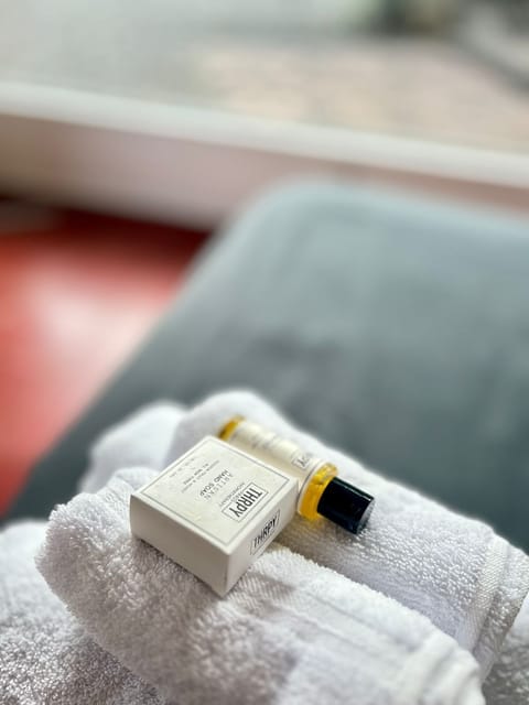 Comfort Double Room, Mountain View | Bathroom amenities