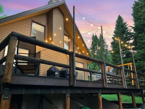 Chalet (2 Bedrooms) | Front of property