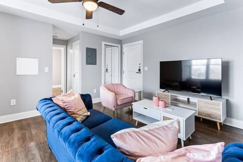 Apartment (1 Bedroom) | Interior