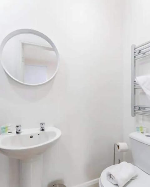 Deluxe Double Room | Bathroom
