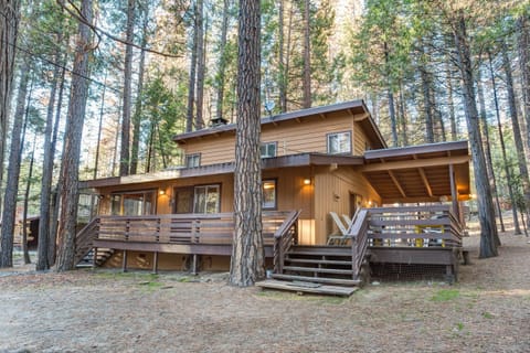 Chalet (4 Bedrooms) | Front of property