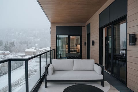 Condo, Mountain View | Mountain view