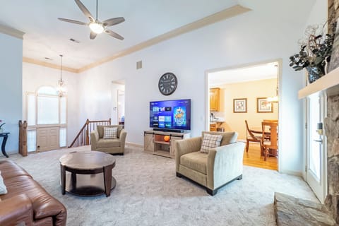 House (4 Bedrooms) | Interior