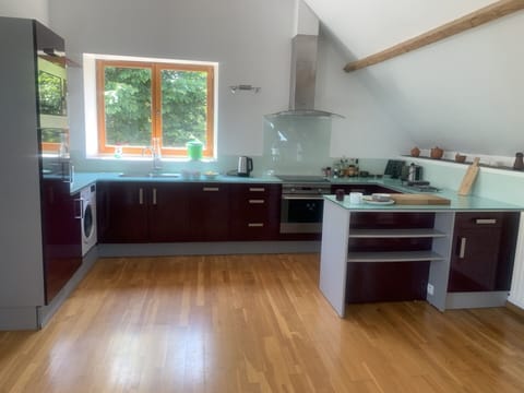 Deluxe House, Garden View | Private kitchen | Espresso maker