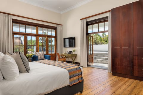 Superior Double or Twin Room | Iron/ironing board, free WiFi