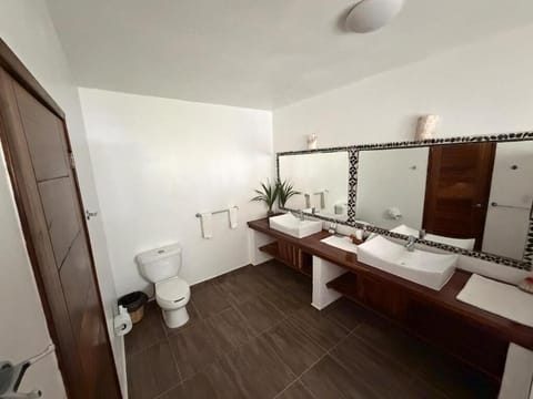 Premium Villa, Beach View | Bathroom | Shower, rainfall showerhead, free toiletries, towels