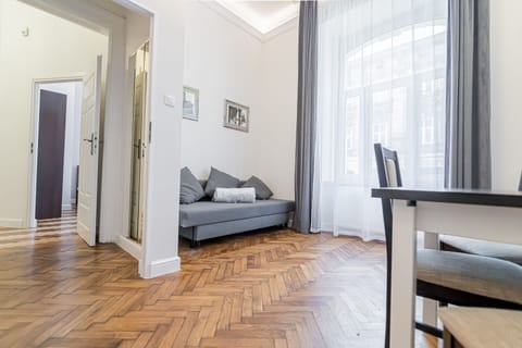 Classic Apartment | Living area