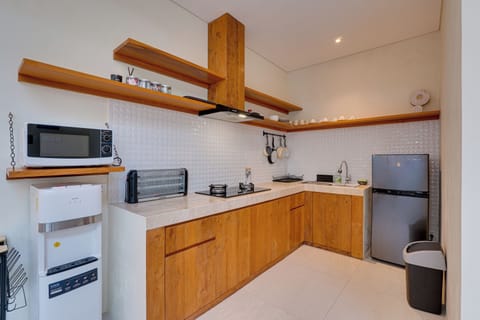 Villa, Pool View | Private kitchen | Electric kettle