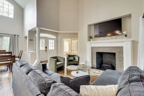 House (4 Bedrooms) | Interior