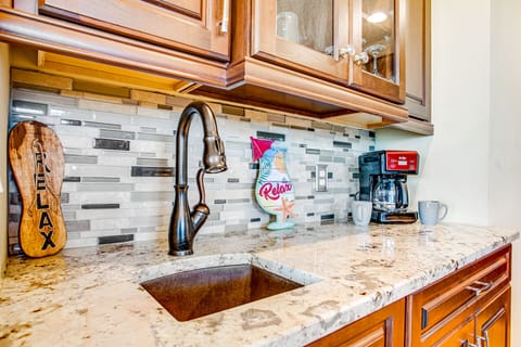 House, Multiple Beds, Patio, Partial Ocean View (Sea Oats Retreat) | Interior