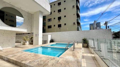 2 outdoor pools