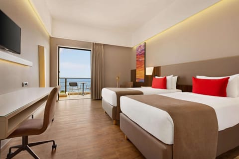Room, 2 Twin Beds, Non Smoking, Sea View | Premium bedding, down comforters, pillowtop beds, minibar