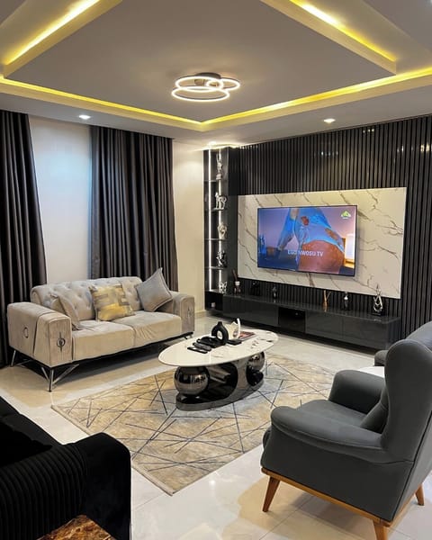Superior Apartment, Balcony, City View | Living area