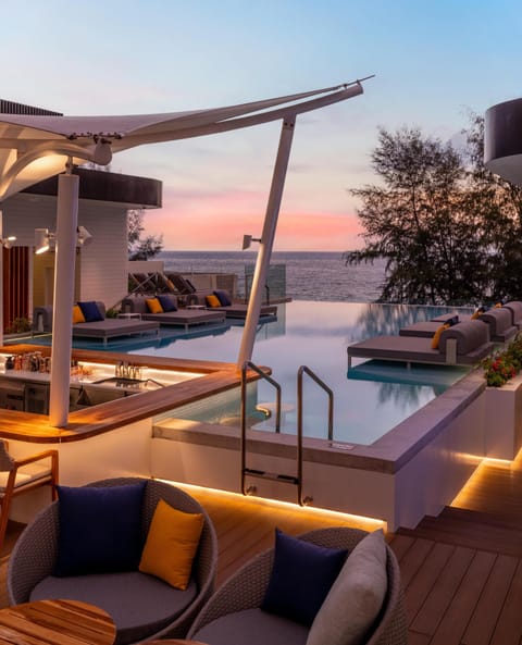 Rooftop bar