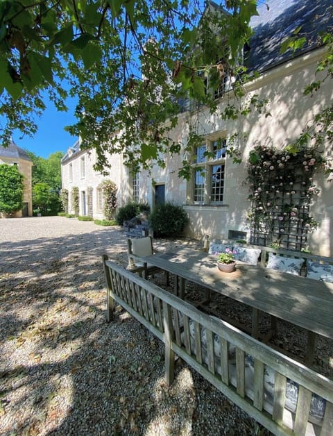 Suite, Garden View | Outdoor dining