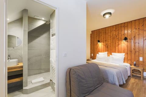Comfort Quadruple Room | Soundproofing, free WiFi