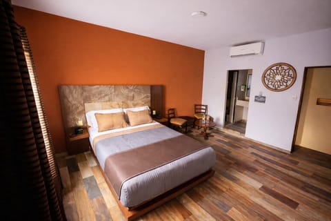 Standard Double Room, 1 Queen Bed, Air conditioning | Reception