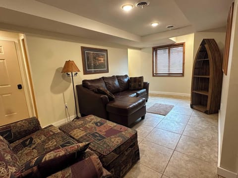 Apartment, Multiple Beds, Fireplace, Garden View (NR #17) | Living area