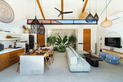 Deluxe Villa, 2 Bedrooms, Private Pool, Pool View | Living area | 32-inch Smart TV with digital channels