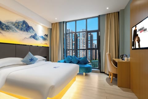 City Double Room, City View | Egyptian cotton sheets, premium bedding, down comforters, pillowtop beds