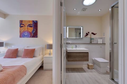 House, 2 Bedrooms, Patio, City View | 2 bedrooms