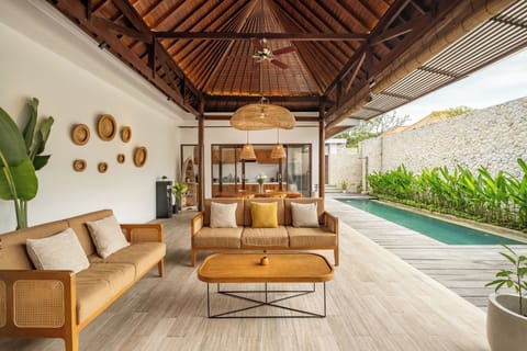 Deluxe Villa, 2 Bedrooms, Private Bathroom | Living area | 42-cm Smart TV with digital channels, Netflix, streaming services