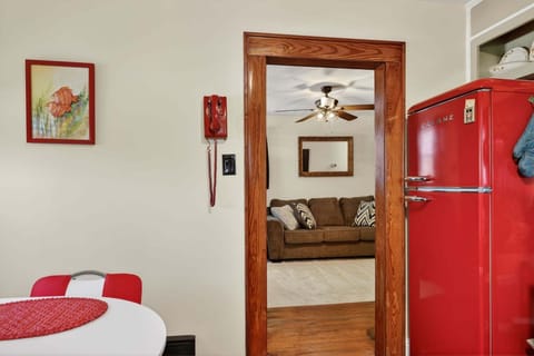 House, 2 Bedrooms | Living area | Smart TV, streaming services