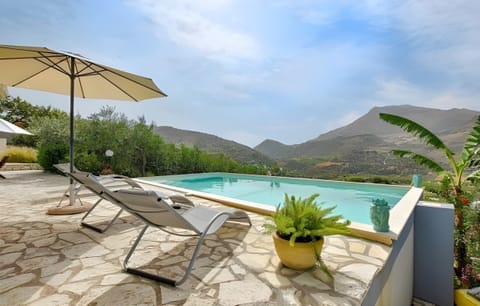 House, Smoking | 4 bedrooms